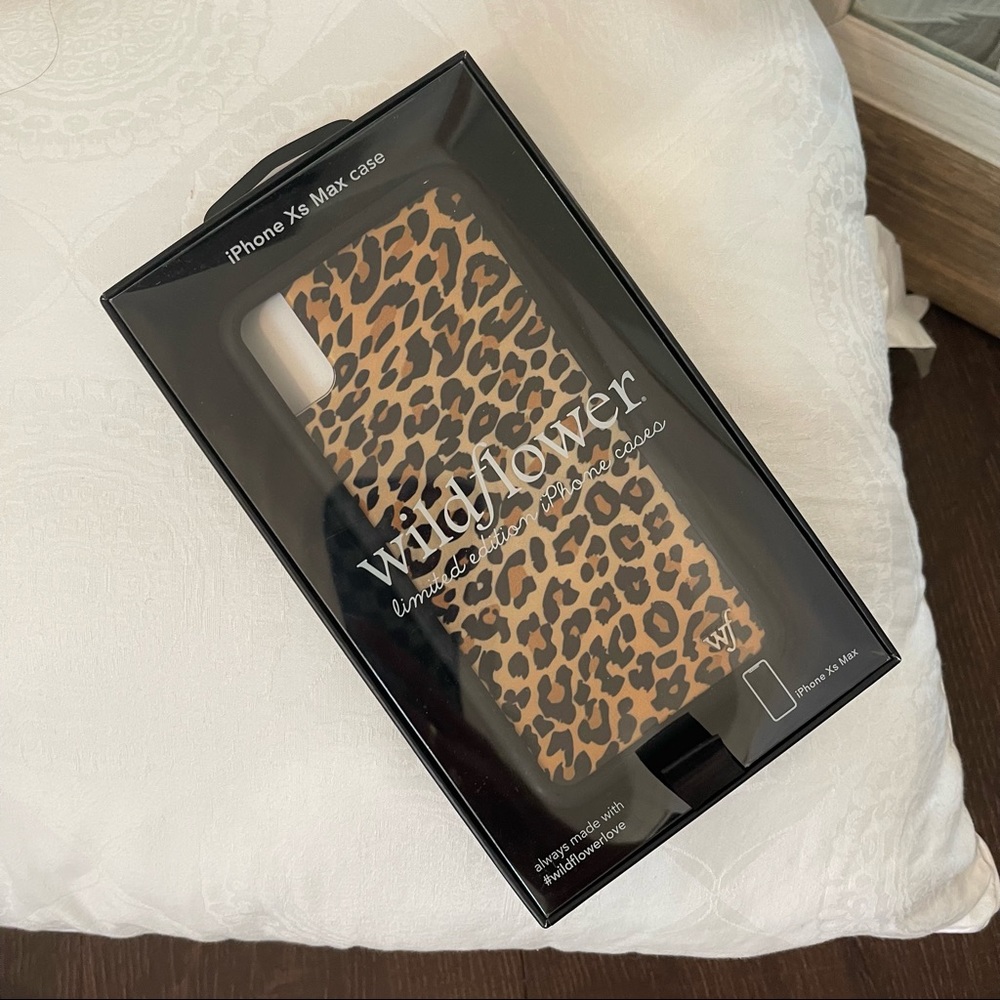 leopard print wildflower phone case